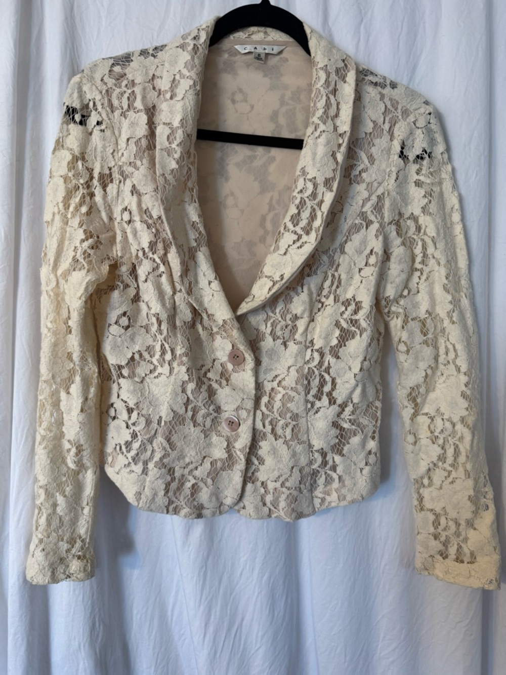 CAbi Ivory Cluny Lacy Blazer Jacket, Size 6 w/ Neutral buttons  Chic